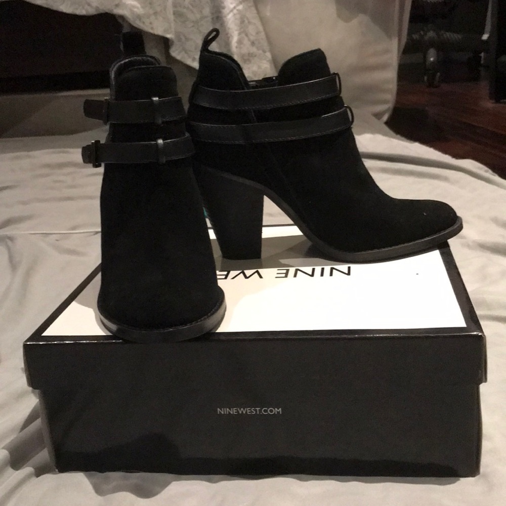 NWT Nine West Suede Booties